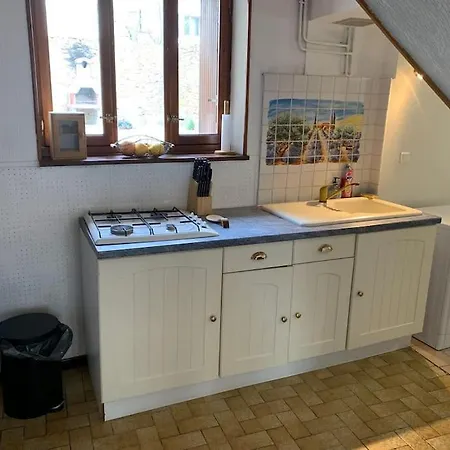 Maison De Village Avec Cour Au Calme Vakantiehuis
